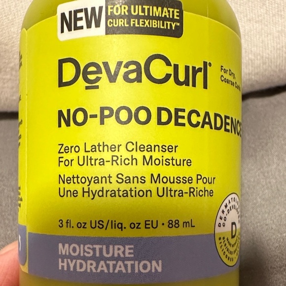 DevaCurl No-Poo Decadence Cleanser - Vibrant Yellow - Picture 2 of 3